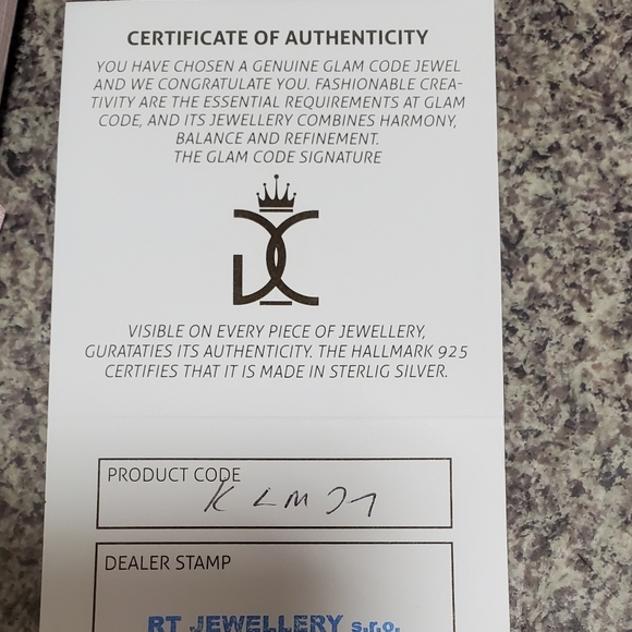 Garner drop earrings crystal - Picture 4 of 6